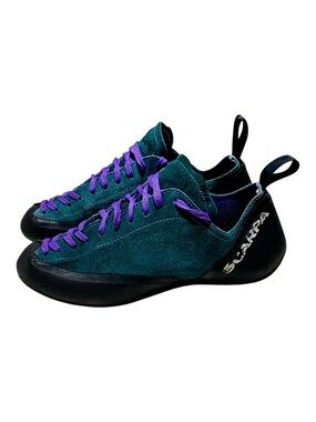 Women’s Scarpa Suede Rock Climbing Shoes Size 7.5